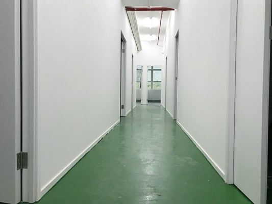 office_01